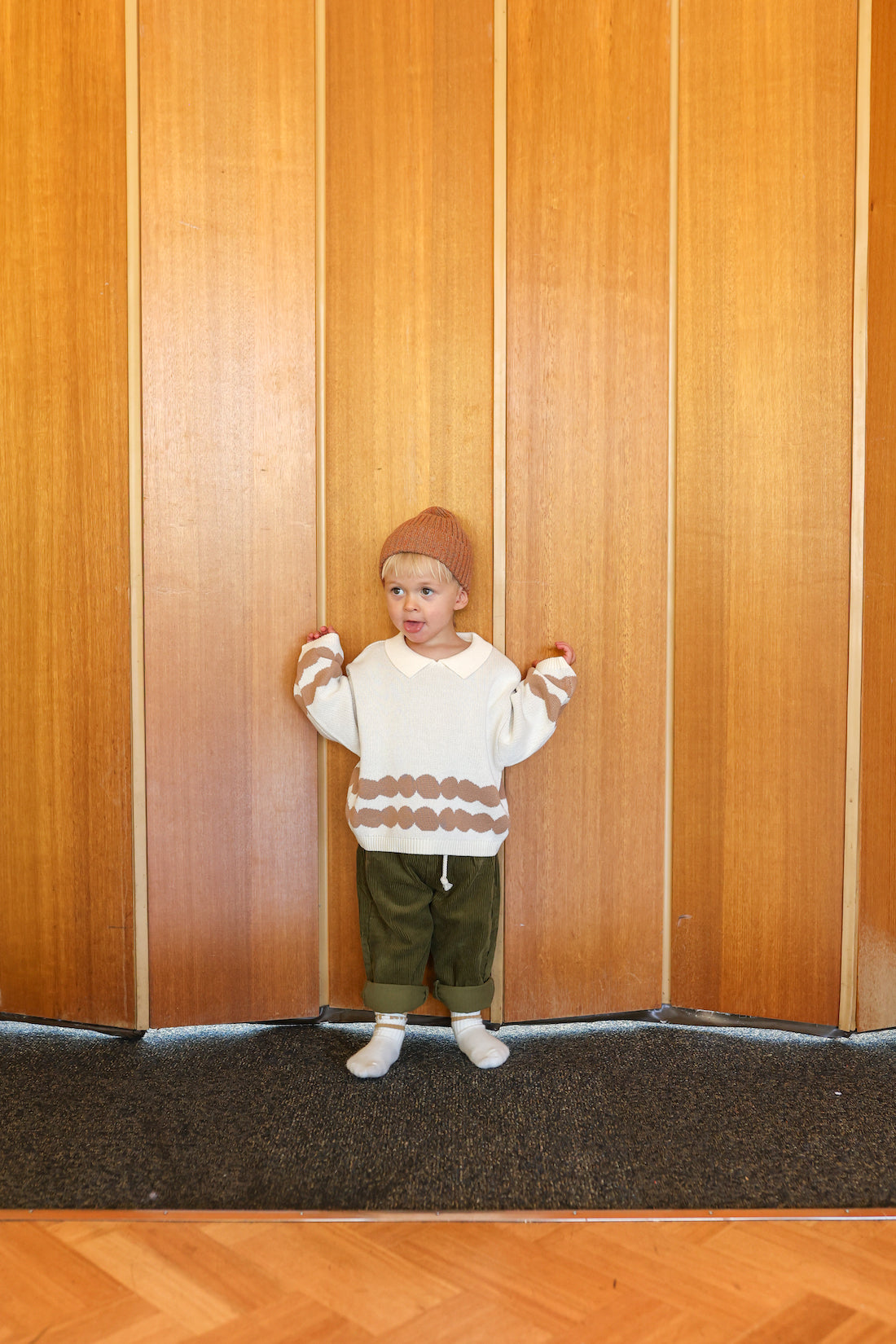 Pebble Collar Pull Over - Milk & Clay